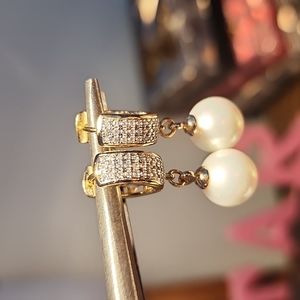 Pearl earrings
